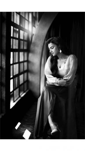 Shraddha Srinath Openmictamil .com